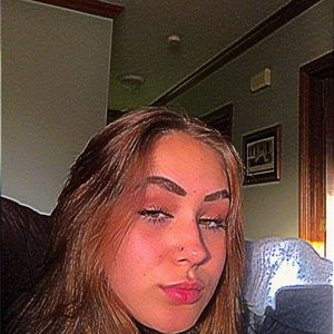 Meet your Posher, Abigail